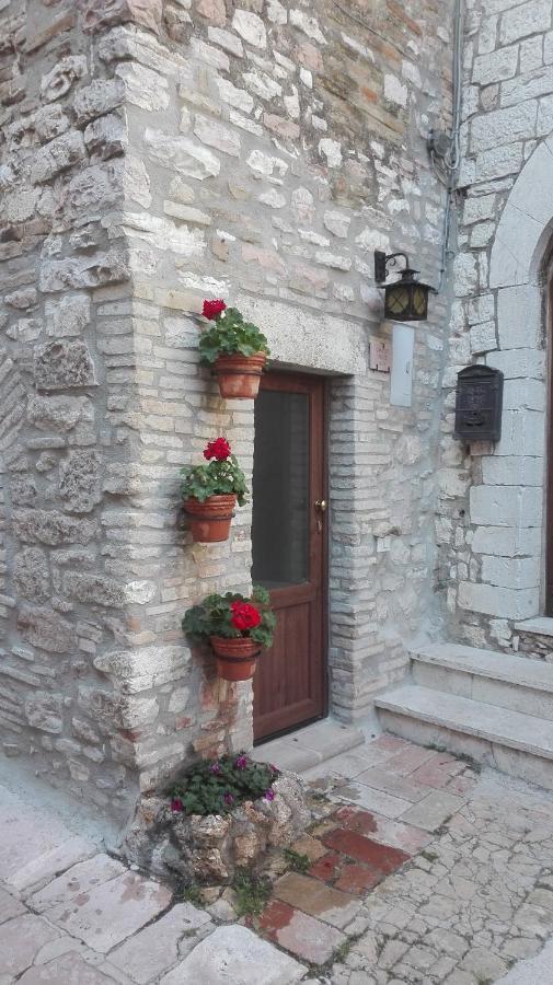 Casa Del Frate Apartment Assisi Luaran gambar