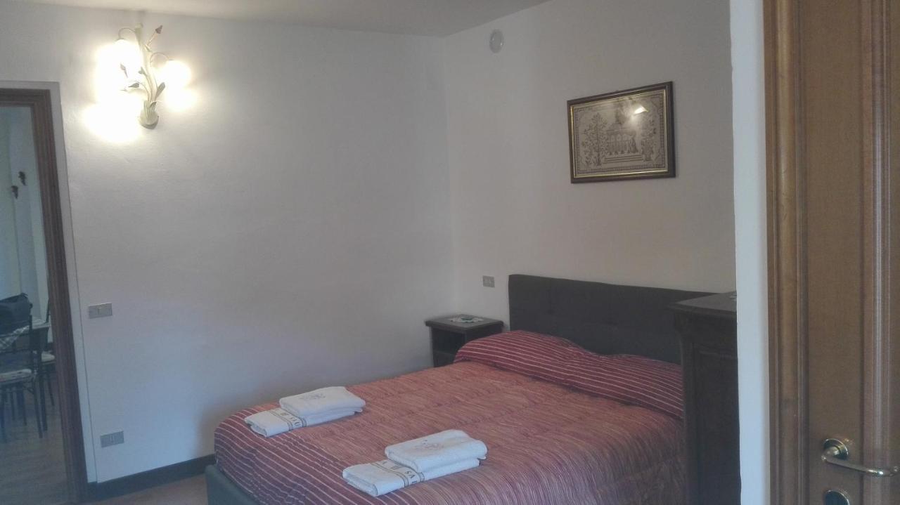 Casa Del Frate Apartment Assisi Luaran gambar