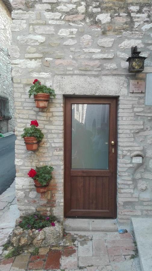 Casa Del Frate Apartment Assisi Luaran gambar