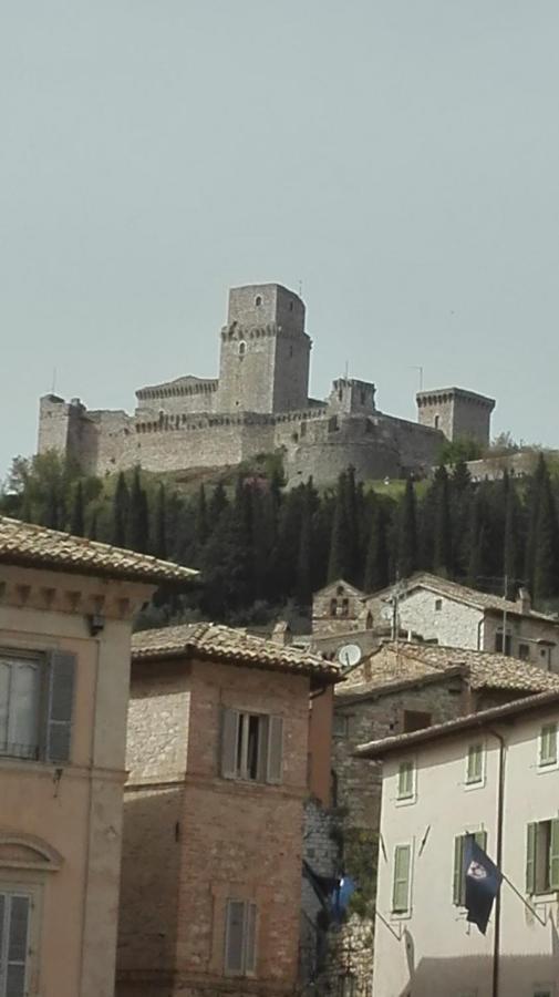 Casa Del Frate Apartment Assisi Luaran gambar